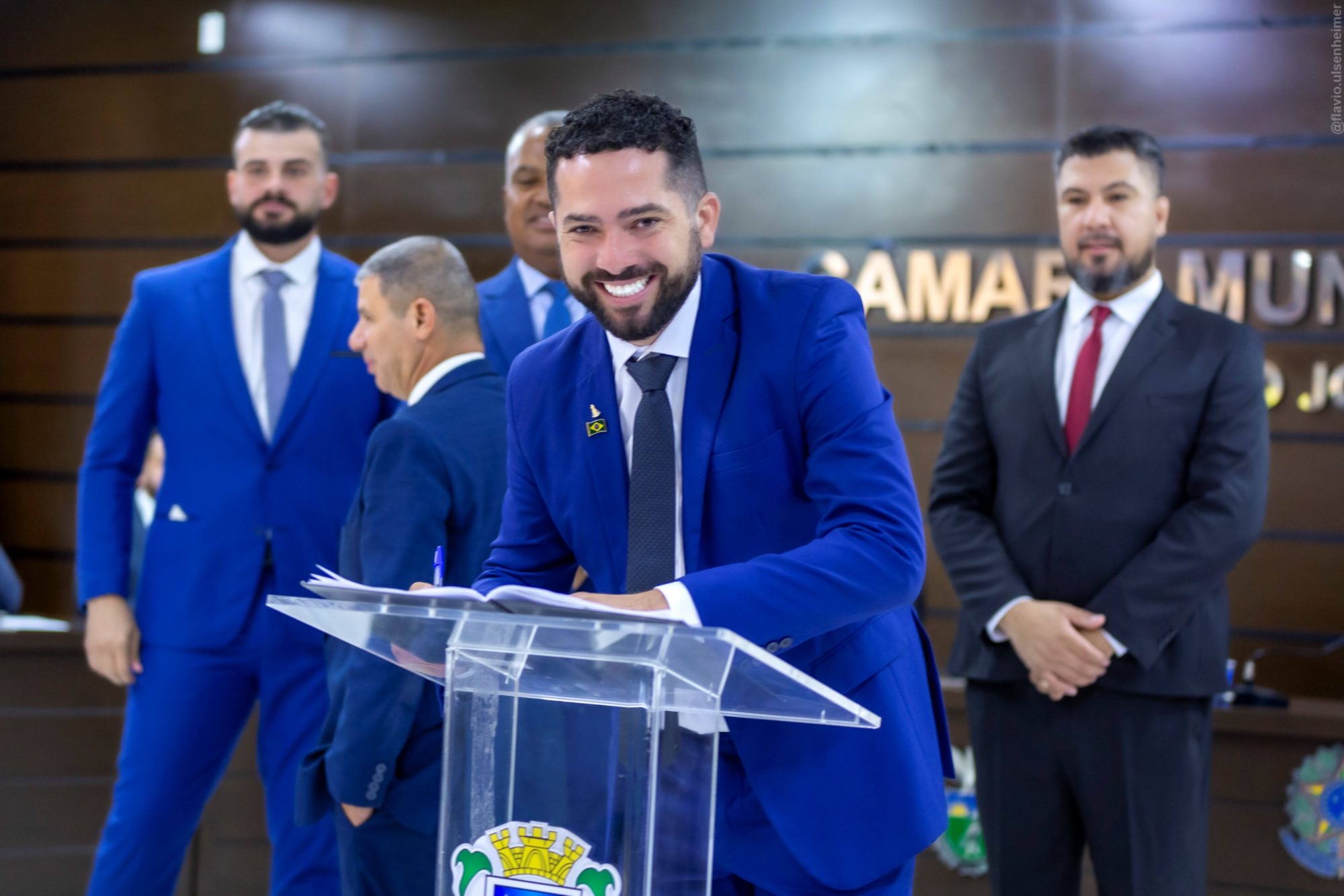 Tiago Almeida: Investigando a Imprensa e Tentando Silenciar a Verdade!