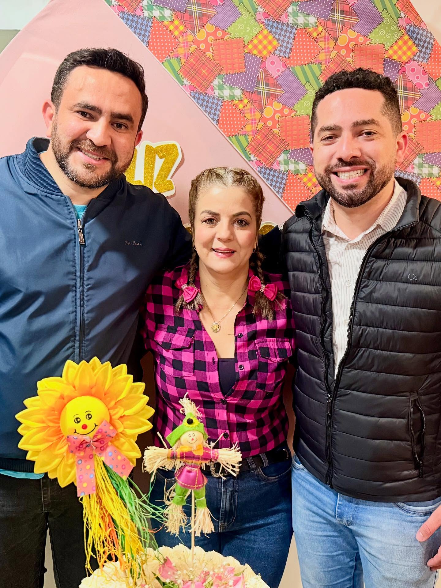 A Hipocrisia em Cascavel: Aniversário e Conivência em Tempos de CPI!