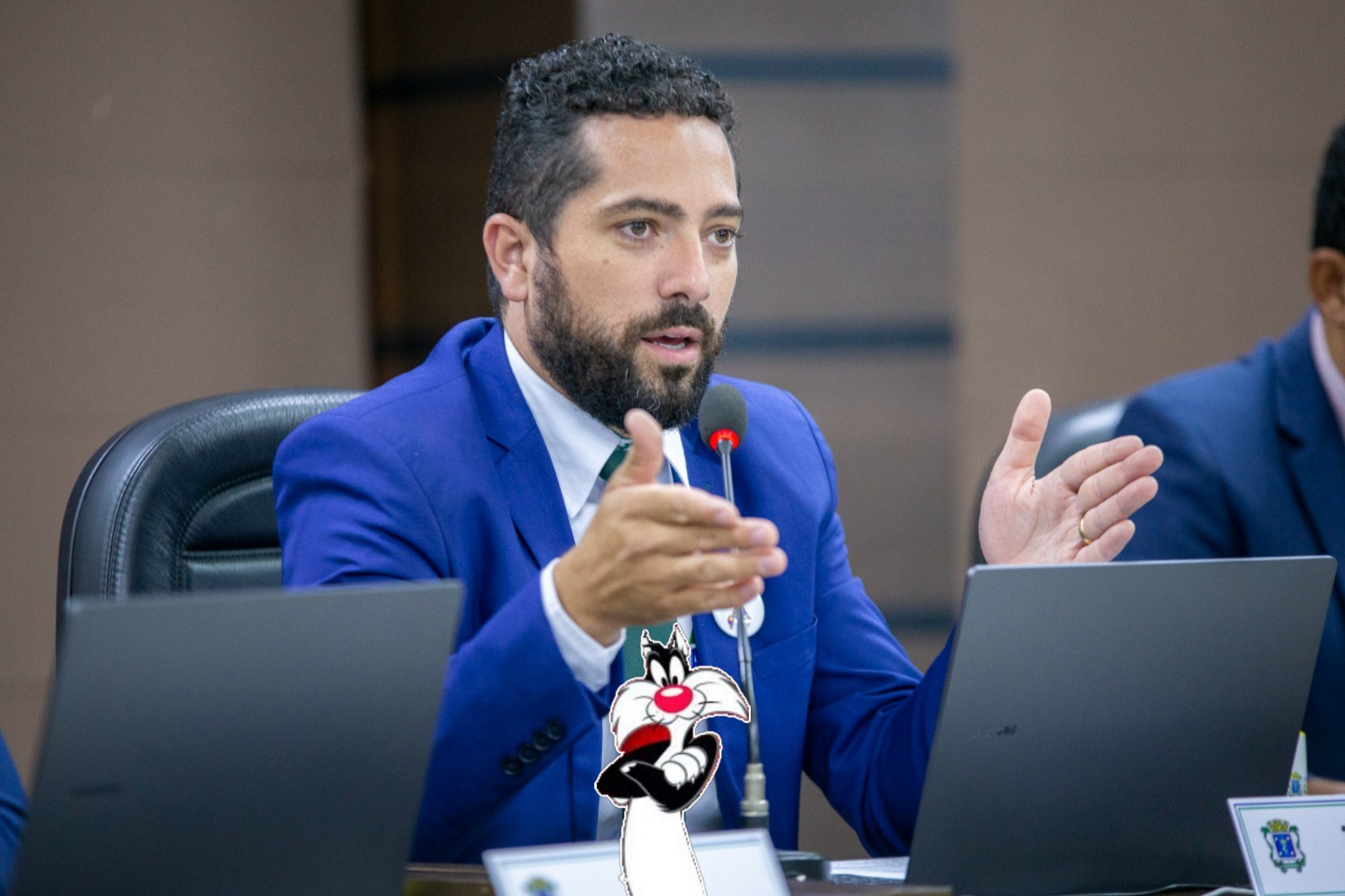 O Áudio Que Prova: Tiago Almeida Sem Autoridade Após o Vídeo Vergonhoso
