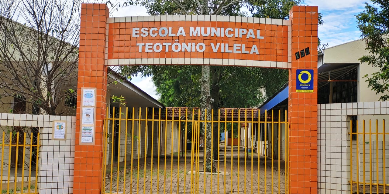 Denúncia Grave na Escola Municipal Teotônio Vilela: Falta de Professores e Crianças Desassistidas