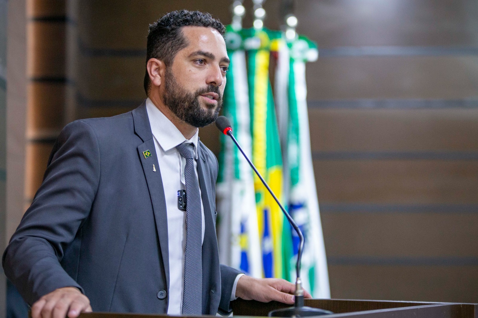 Tiago Almeida: O Mago das Mentiras na Câmara